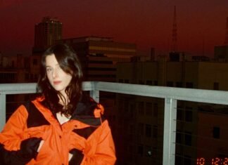 Buzzy Lee’s New Album ‘Shoulder To Shoulder’ Is A Family Affair