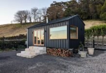 Bespoke Tiny Cabin Rewrites the Rules with an Impressive Storage Boost