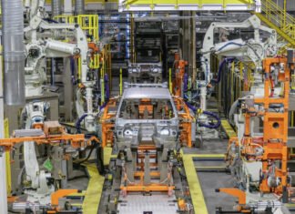 Ford pushing landmark deal for Chinese cars to be built in the US