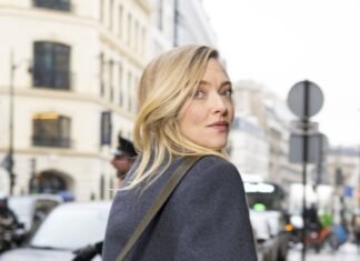 Amanda Seyfried Stepped Out in Paris With the It-Girl Bag You’ll See Everywhere in 2026