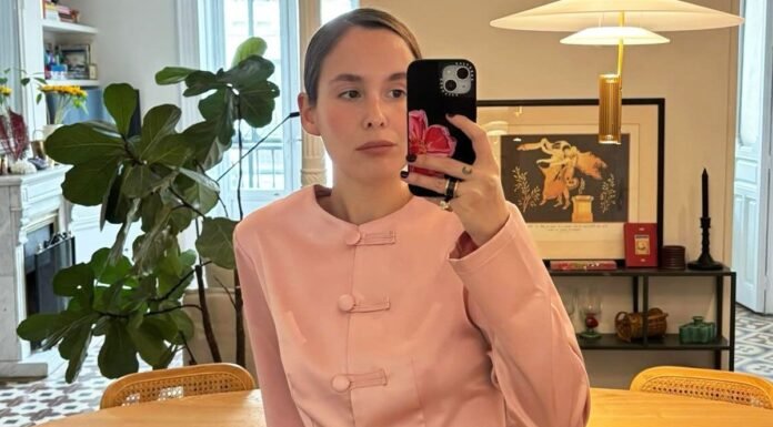 7 Pretty Trends That Will Make Your Jeans Look *Very* 2026