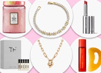 Everything Page Six editors are giving (and hoping to get) for…