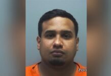 Man accused of armed robbery at Woodstock jewelry store