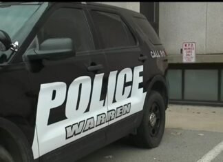 Warren police investigating report of stolen firearms, jewelry