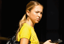 The Classic French Tote Bag Having a Resurgence in 2026