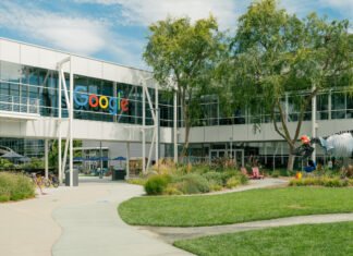 Google Sits Pretty as A.I. Rivals Compete for Pentagon Favor