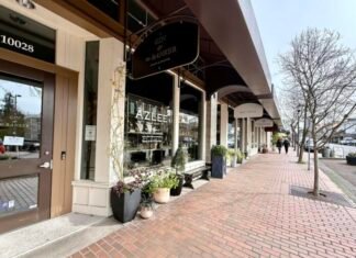 Boutique Jewelry Store Gin & The Banker Expanding in Old Bellevue