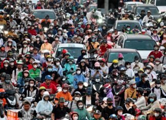 The Oil Shock Is Accelerating Asia’s EV Revolution