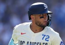 Baseball’s New Dress Code: Diamonds