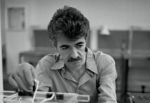 Thomas Gentille, Artist Who Made Wearable Sculpture, Dies at 89