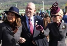Carole Middleton raids Kate’s wardrobe for Cheltenham Ladies Day with extravagant handbag