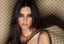 In Emily Ratajkowski’s Bag, You’ll Find Makeup, Snacks, and…Rocks?