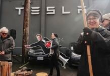 Tesla loses Washington loophole as Rivian, Lucid score direct deals