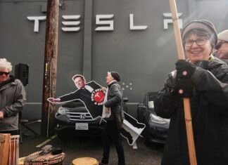 Tesla loses Washington loophole as Rivian, Lucid score direct deals