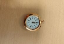 Watches, medals and jewellery: Police seek owners of stolen valuables