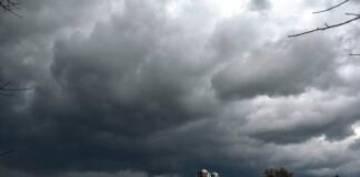 Lancaster County, Central Pa. under tornado watch as storm moves in