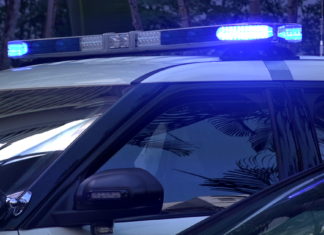 Suspect at large after reportedly robbing jewelry store on Kapiolani Boulevard