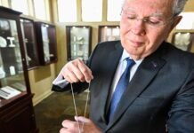 ‘Trying to guess the future’: Louisiana jewelry businesses adapt to precious metals market volatility