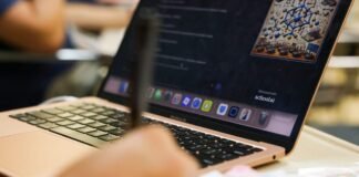 These colleges and universities are offering majors in AI. What is that?