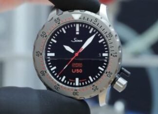 The ABCs of Time – Why Are Some Watch Cases Filled with
Oil?