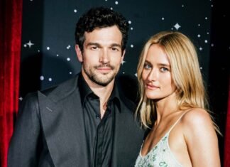 ‘Love Story’ stars Sarah Pidgeon and Paul Anthony Kelly Brought Rom-Com Energy to Chanel’s Pre-Oscars Party