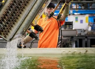 Manufacturers say they’re not ready to tell Minnesota which PFAS they use