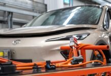 UK research recommends safe, simplified EV battery handling and repair versus replacement standards