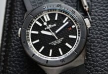 First Look – The new Fortis Marinemaster M-44 DLC Gravity
Black and Black Resin