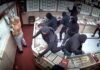 Watch: Group of thieves ransack Fremont jewelry store