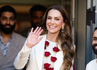 The Deeper Meaning Behind Kate Middleton’s Rose Garland
