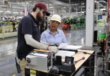 Southern Automotive Conference honors Alabama workers