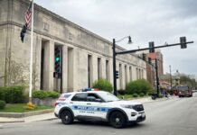 Two arrested for $5,000 Oak Park jewelry robbery