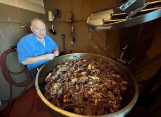 Berks Country watches scrapple being made