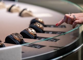 Swiss watch exports return to growth in February before Middle East conflict