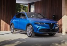 Stellantis UK demands government reviews EV targets