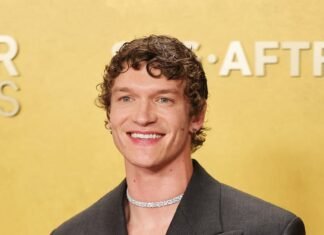 How Heated Rivalry’s Connor Storrie Set a New Jewelry Trend on the Actor Awards Red Carpet