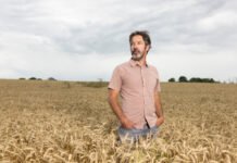 Demand for AI Data Centers Sends Prospectors Hunting for Land and Power