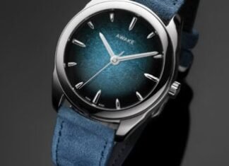 Introducing – Awake Son Mai Silver Leaf “Atlantis
Blue”