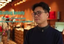 Crafting beauty: The art of handmade ceramic jewelry from Jingdezhen