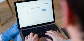 Using AI for financial advice? Here’s what to watch out for.