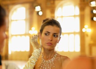Formal Event Coming Up? Here’s How To Style Your Jewelry