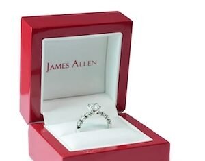 Signet to Shut James Allen, Rocksbox Sites