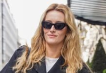 Spotted at Le Bristol Paris: Sarah Pidgeon in the Specific Jeans Shape CBK Always Wore With Loafers