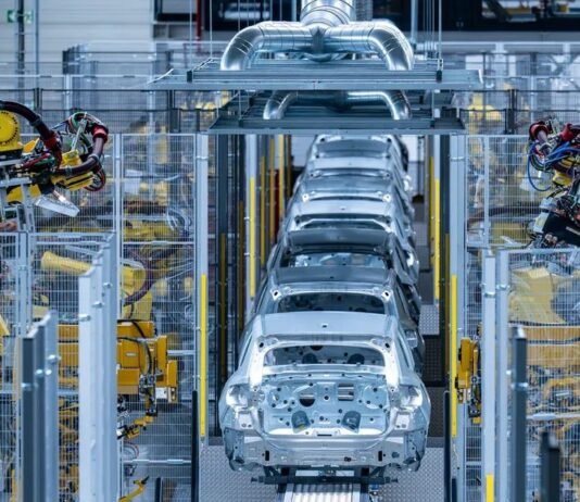 BMW: Rolling Out Physical AI in its Car Manufacturing