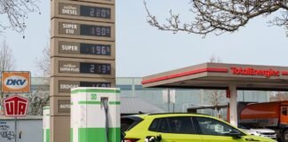 Iran conflict set to hit petrol drivers five times more than EVs –…