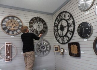 Daylight Saving Time drives watch repairs in Edwardsville IL