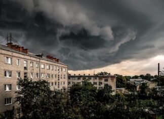 Tornado watches spread from Texas to Iowa Today