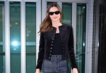 Spotted In New York: Off-Duty Supermodels Wearing These French-Girl Jeans With Boots for Spring