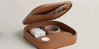 Hermès unveiled a luxury MagSafe bag