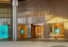 LVMH Jewelry Revenue Slides at Start of the Year